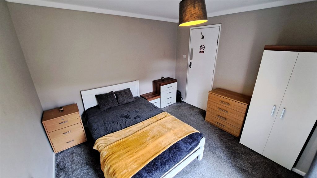 Property photo 1 of 12 Picture No. 26