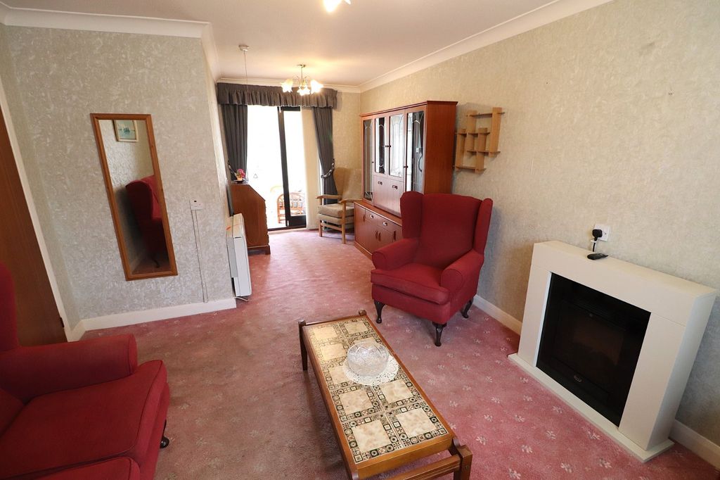 Property photo 3 of 10 Picture No. 08