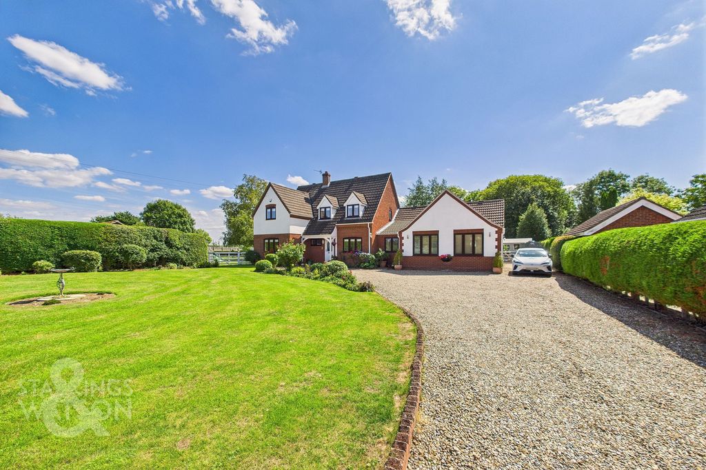 Property photo 2 of 84