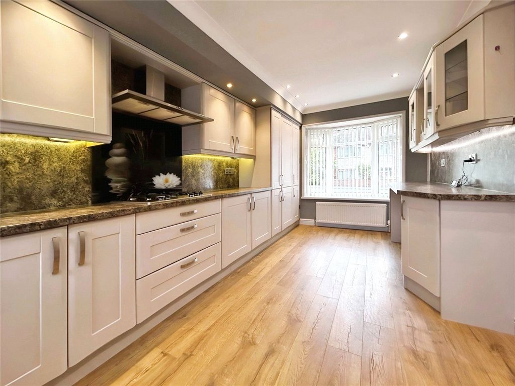 Property photo 2 of 14 Picture No. 02