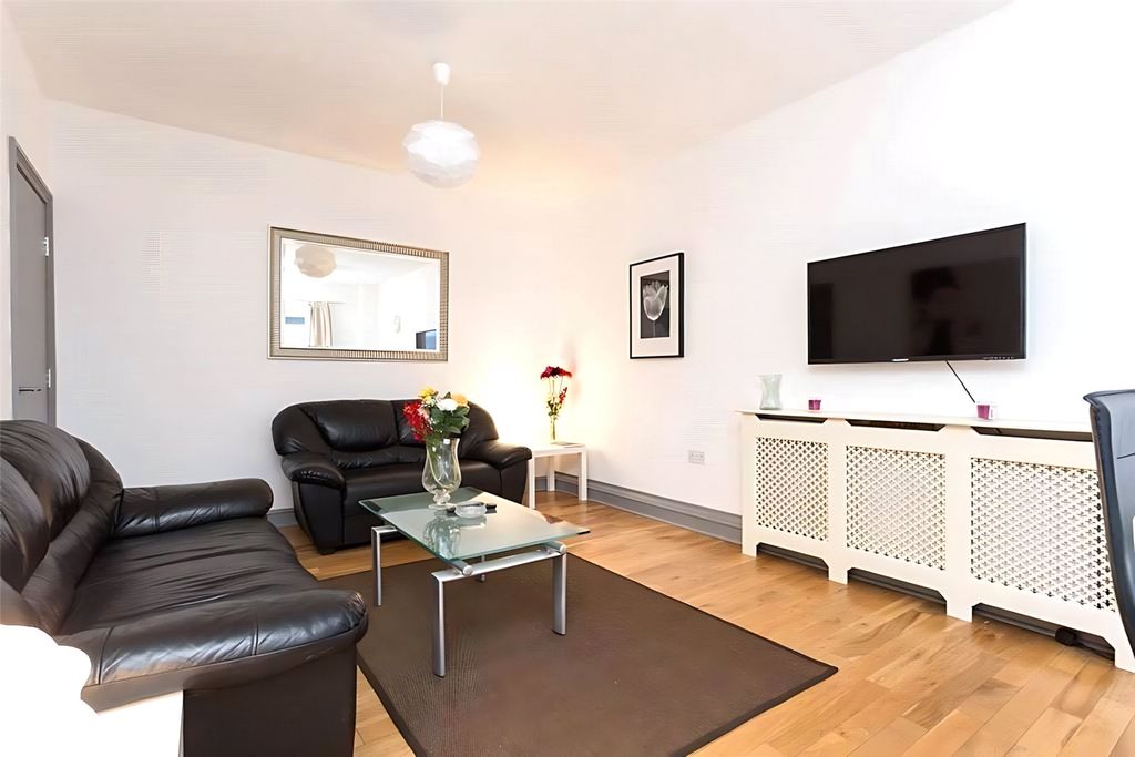 Property photo 2 of 11 Picture No. 02