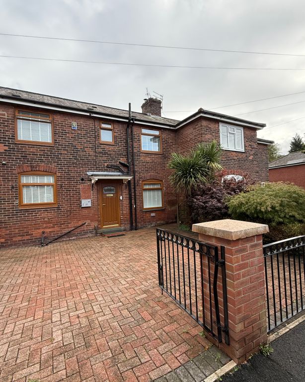 Property photo 1 of 17