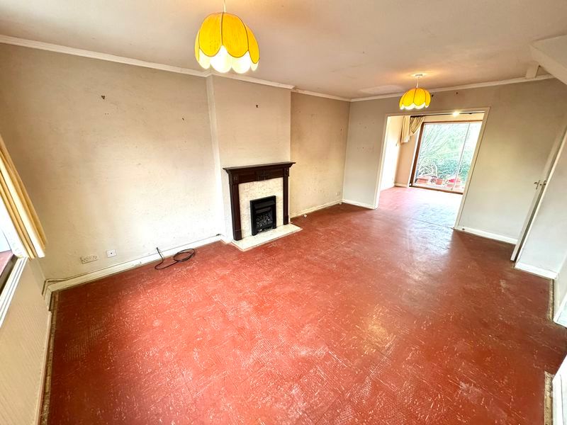 Property photo 1 of 11 Lounge