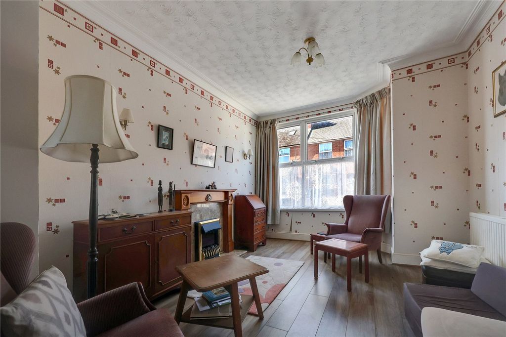 Property photo 3 of 13 Picture No. 02