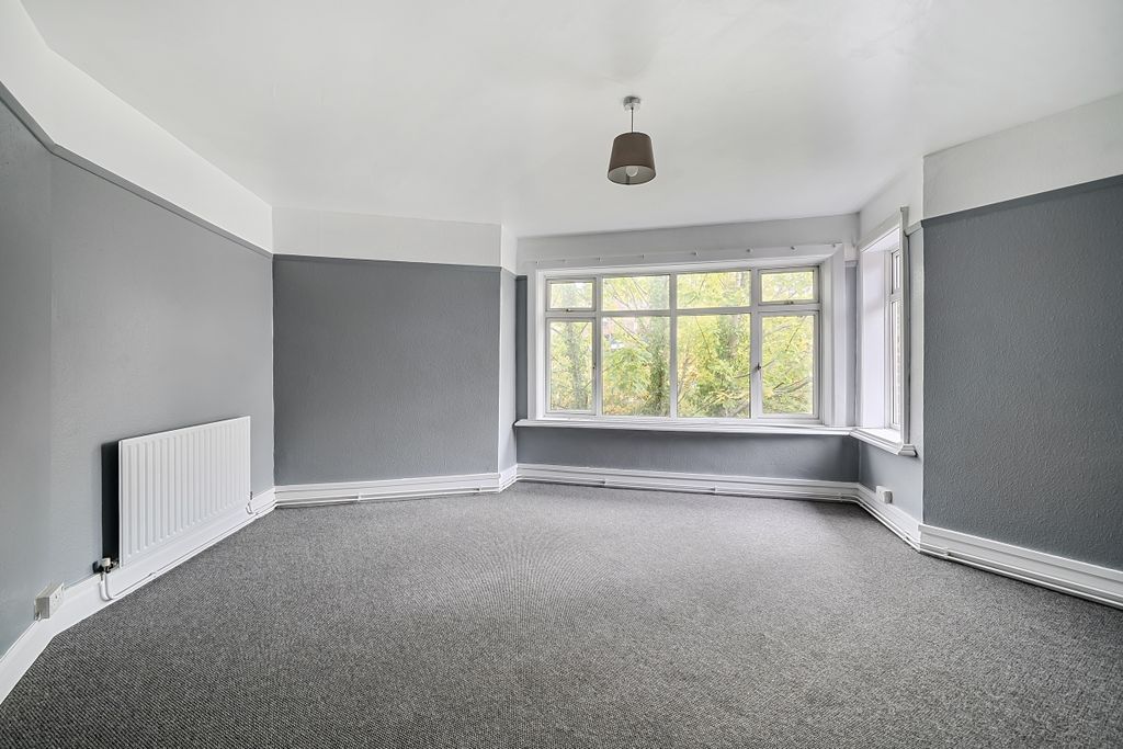 Property photo 2 of 7 Bedroom 1