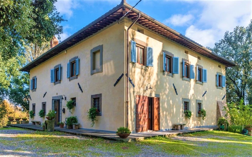 Property photo 3 of 21