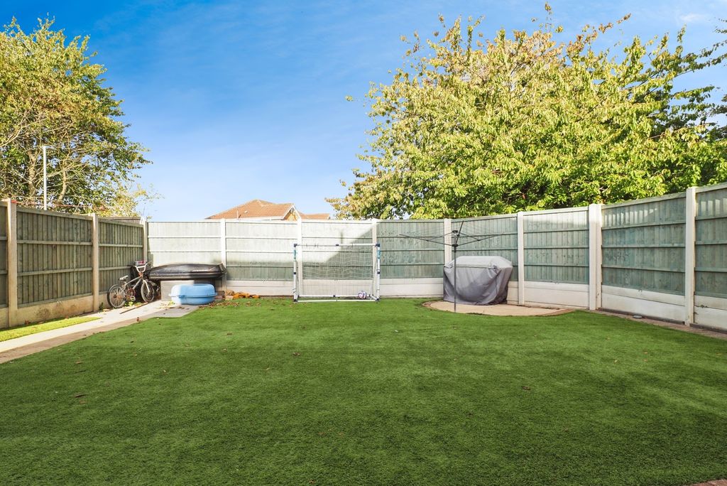 Property photo 2 of 5 Photo