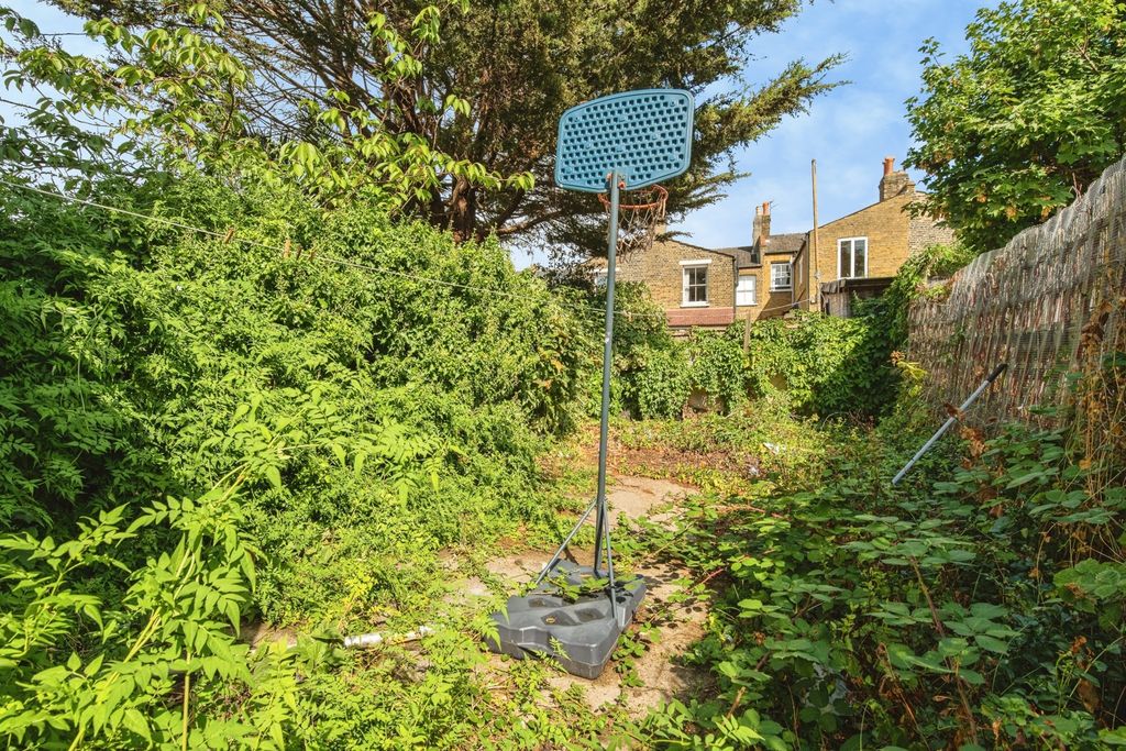 Property photo 2 of 18 Pbox-Img.Jpg