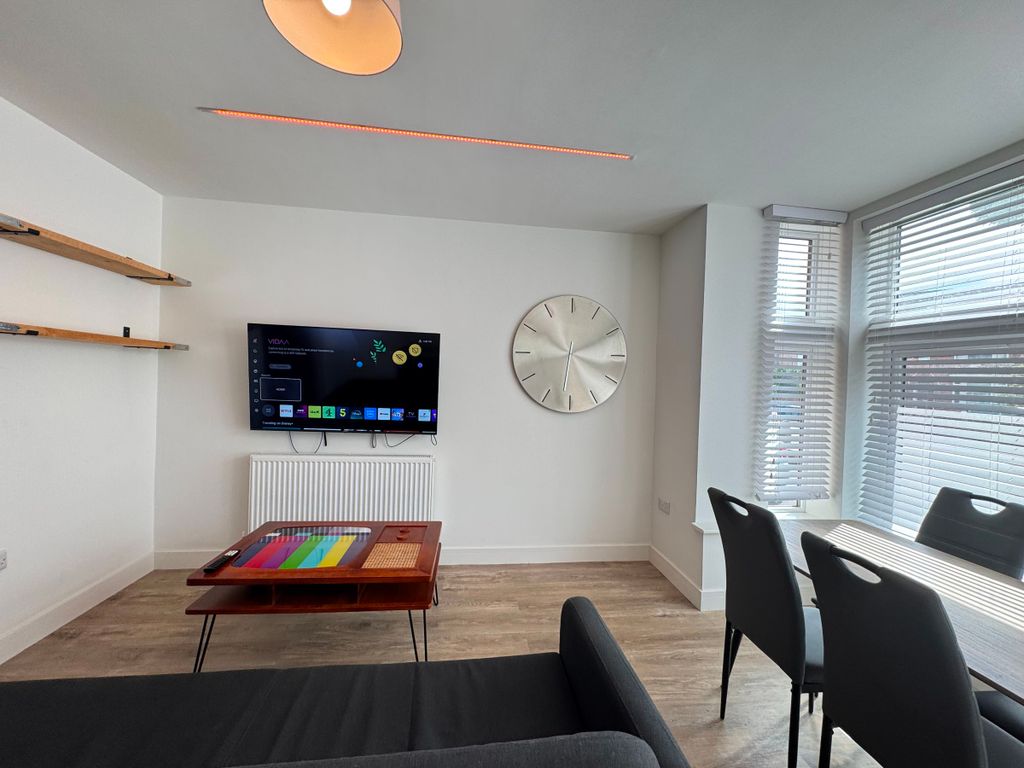 Property photo 2 of 7 12192