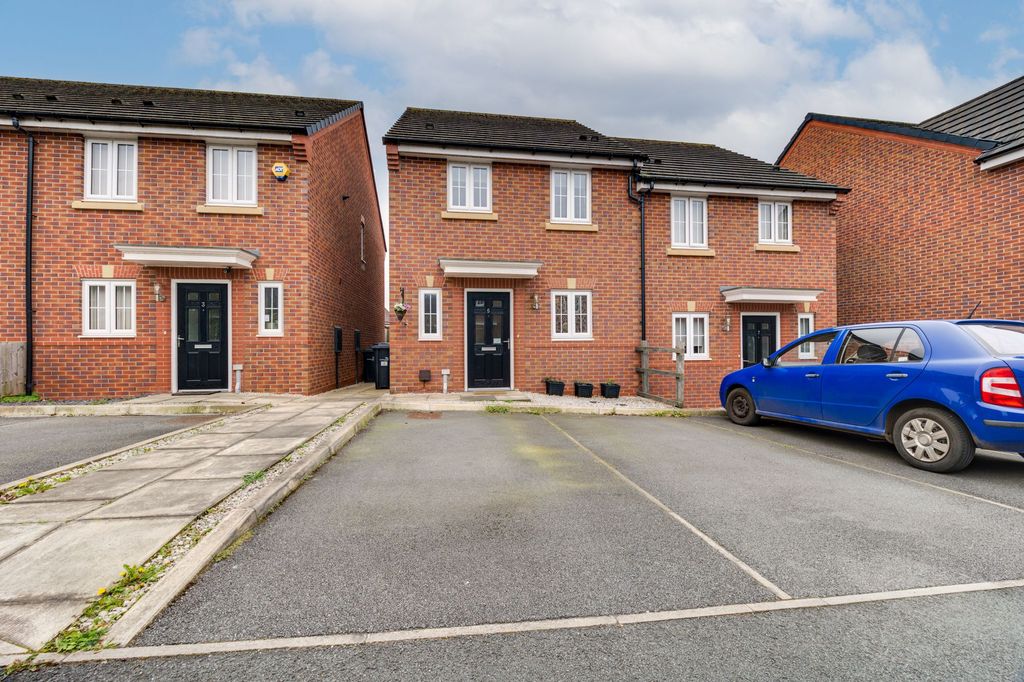 Property photo 1 of 20