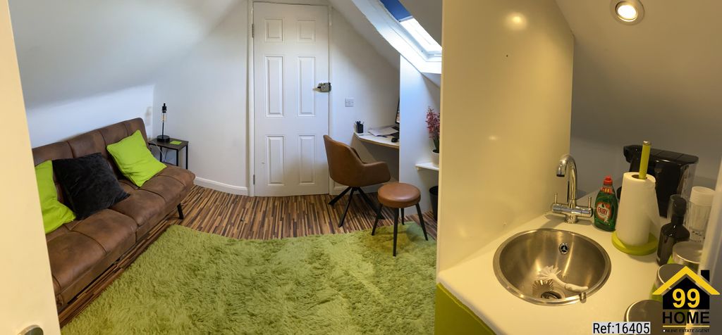 Property photo 1 of 3 Photo 0