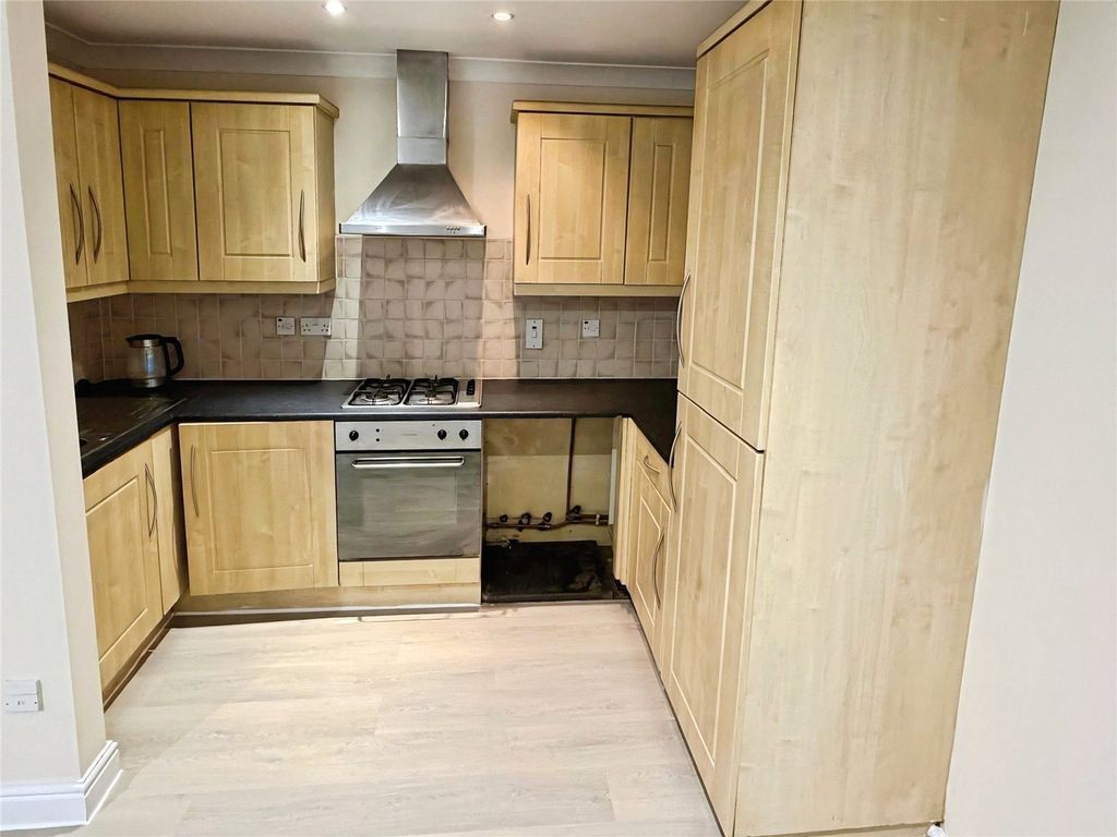 Property photo 3 of 7 Picture No. 02