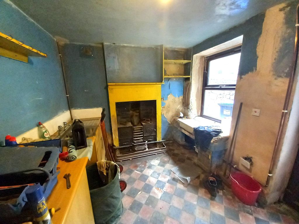 Property photo 3 of 10