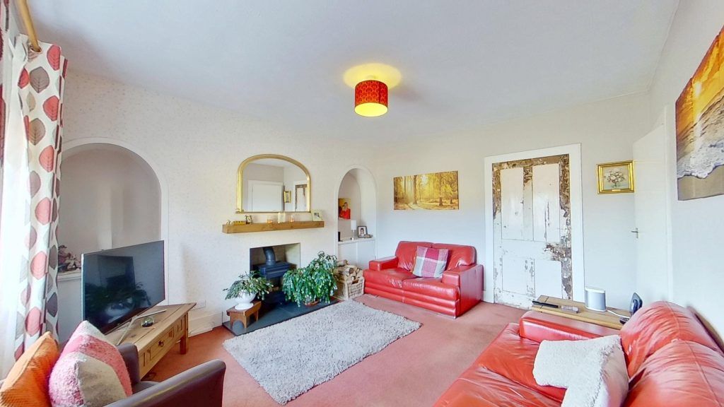 Property photo 2 of 27