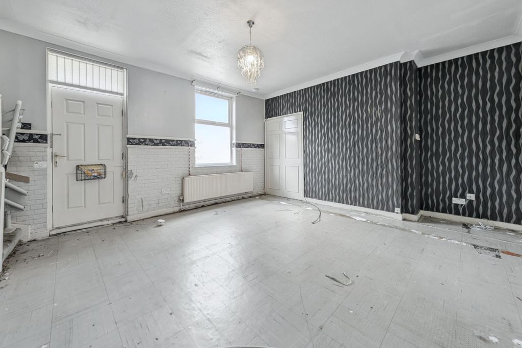 Property photo 2 of 20 45 Beaumont Terrace, Westerhope, Newcastle Upon Tyne, Tyne And Wear, Ne5 5Jp