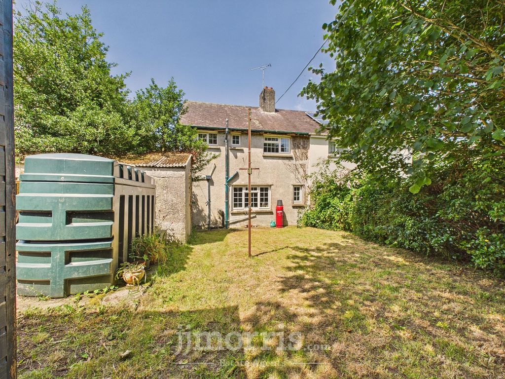 Property photo 2 of 26