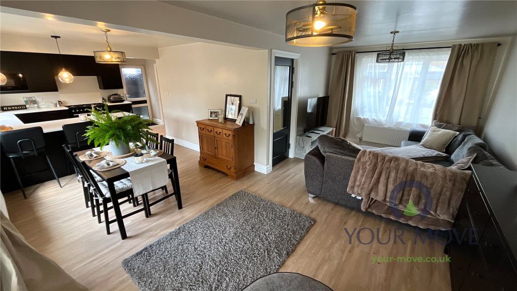 Property photo 2 of 19 Living/Dining Area