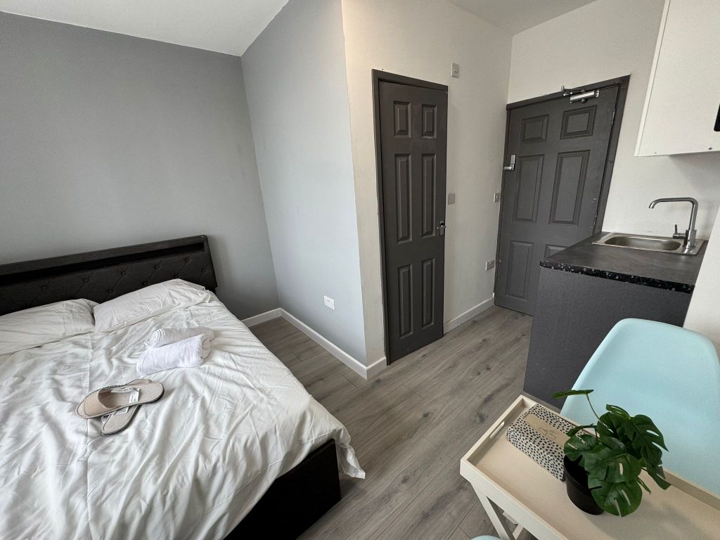 Property photo 1 of 3