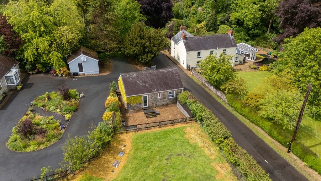 Property photo 1 of 69