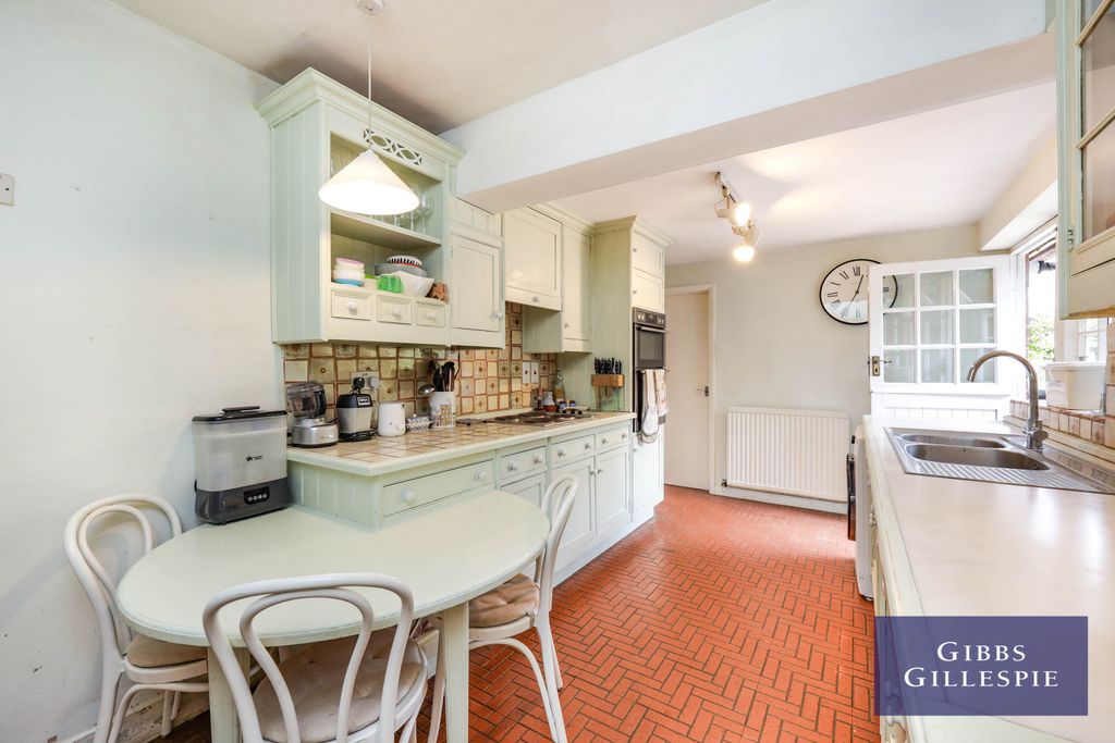 Property photo 2 of 11 Property Image