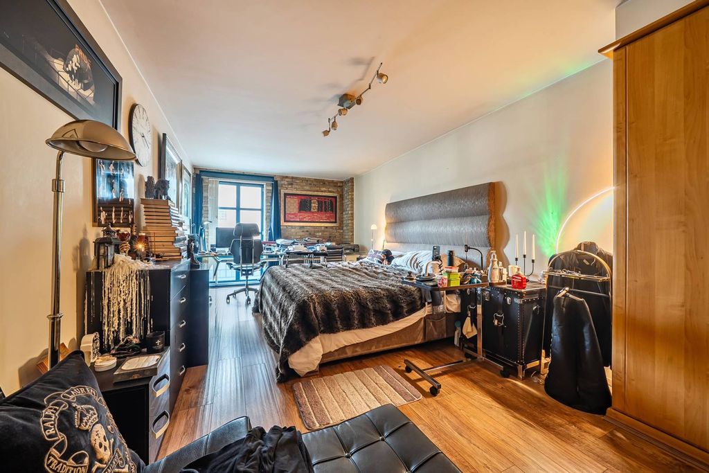 Property photo 3 of 24