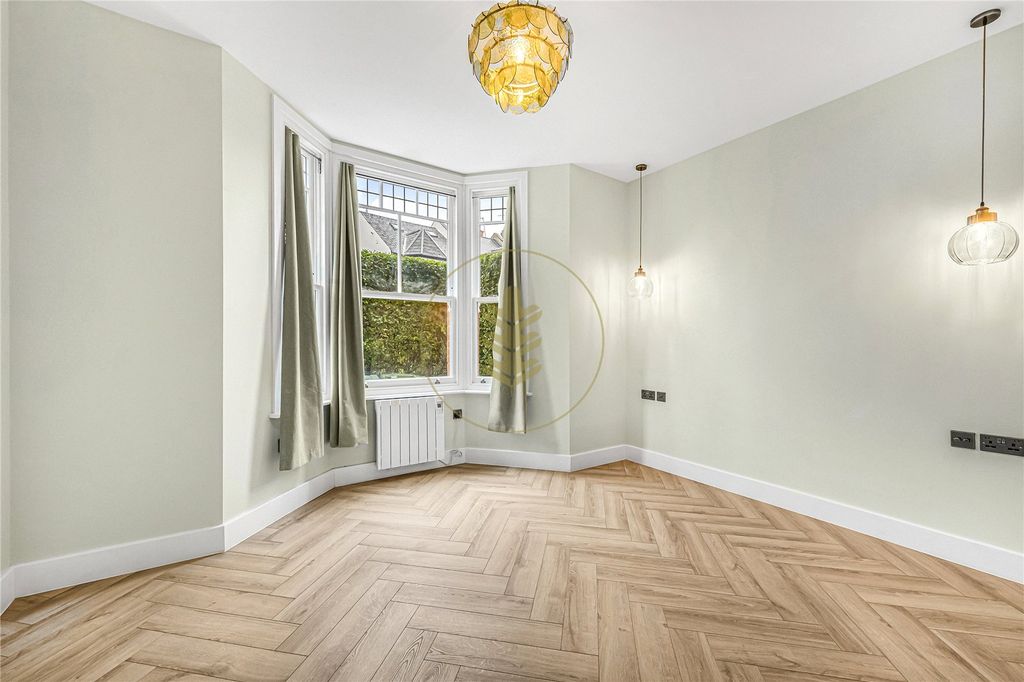 Property photo 3 of 15 Picture No. 07