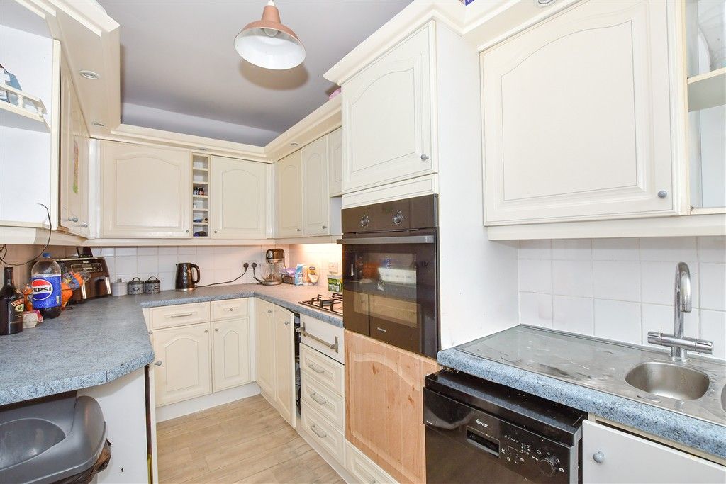 Property photo 3 of 13 Kitchen