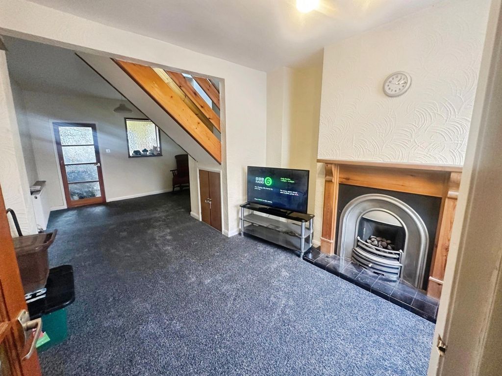 Property photo 3 of 10 Picture No. 14