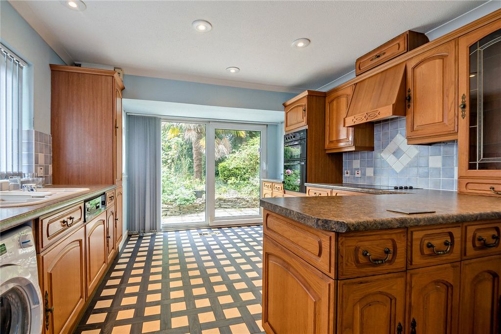 Property photo 3 of 13 Kitchen