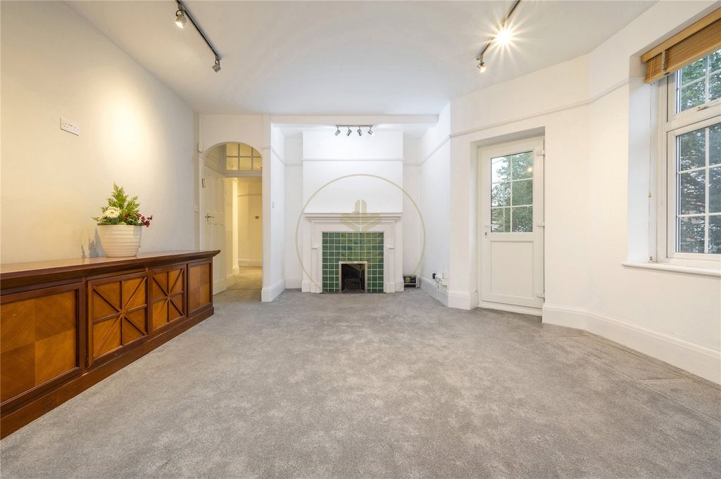 Property photo 1 of 13 Picture No. 13