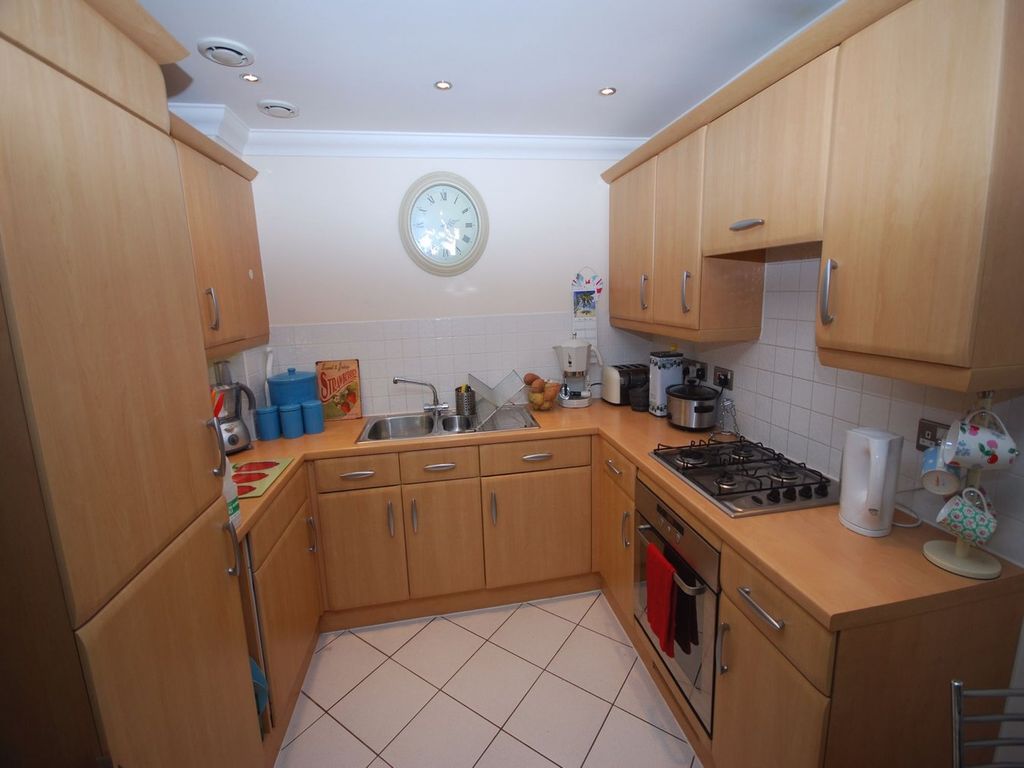 Property photo 3 of 7