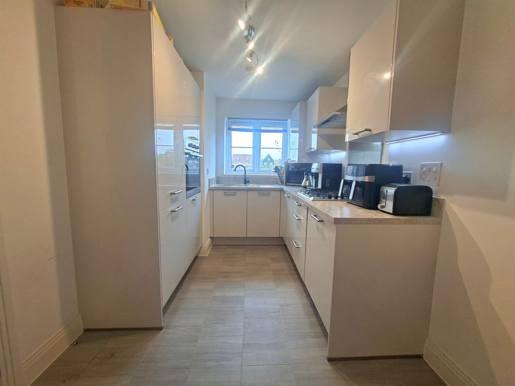 Property photo 3 of 4