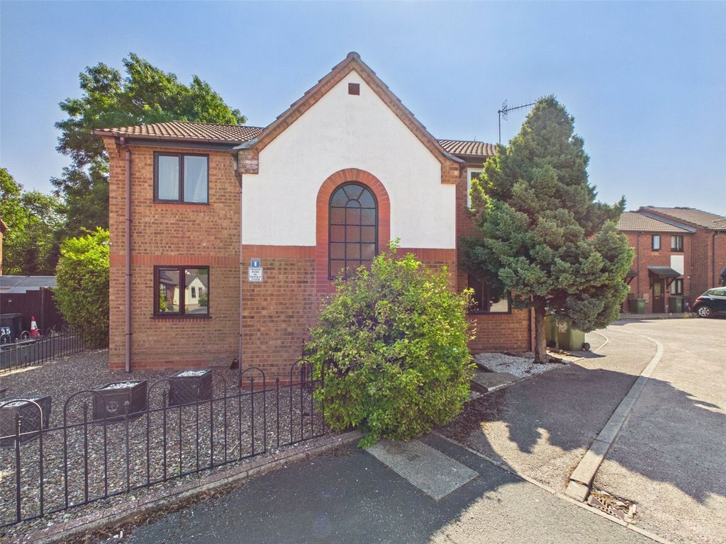 Property photo 1 of 10 Picture No. 12