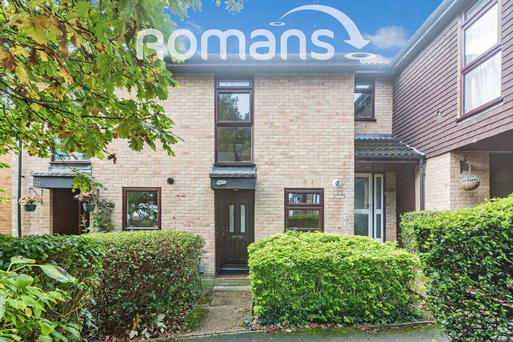 Property photo 1 of 11 118Fleethamgardens-3