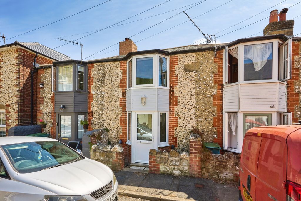 Property photo 1 of 20