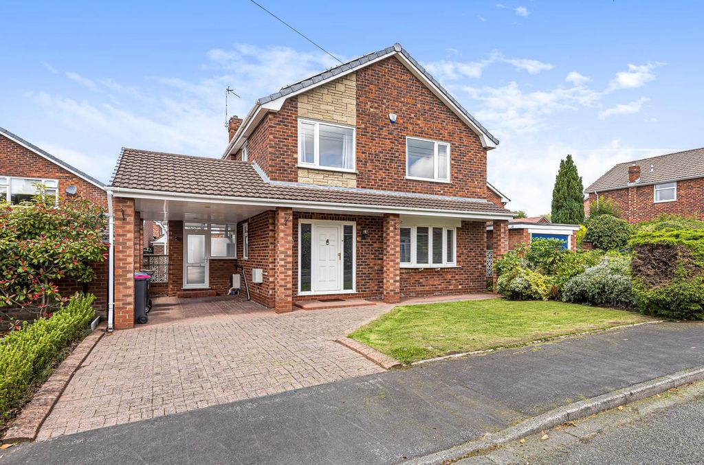 Property photo 1 of 18