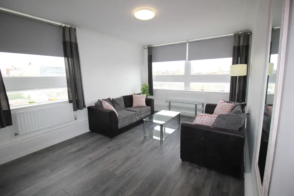 Property photo 2 of 10 Image 2