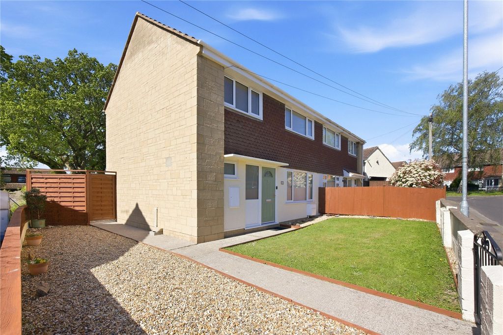 Property photo 1 of 22 Picture No. 02