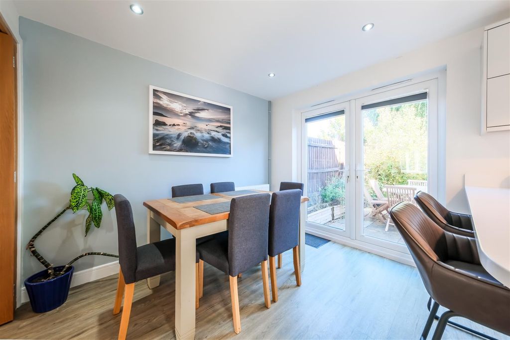 Property photo 3 of 30 Dscf1102.Jpg