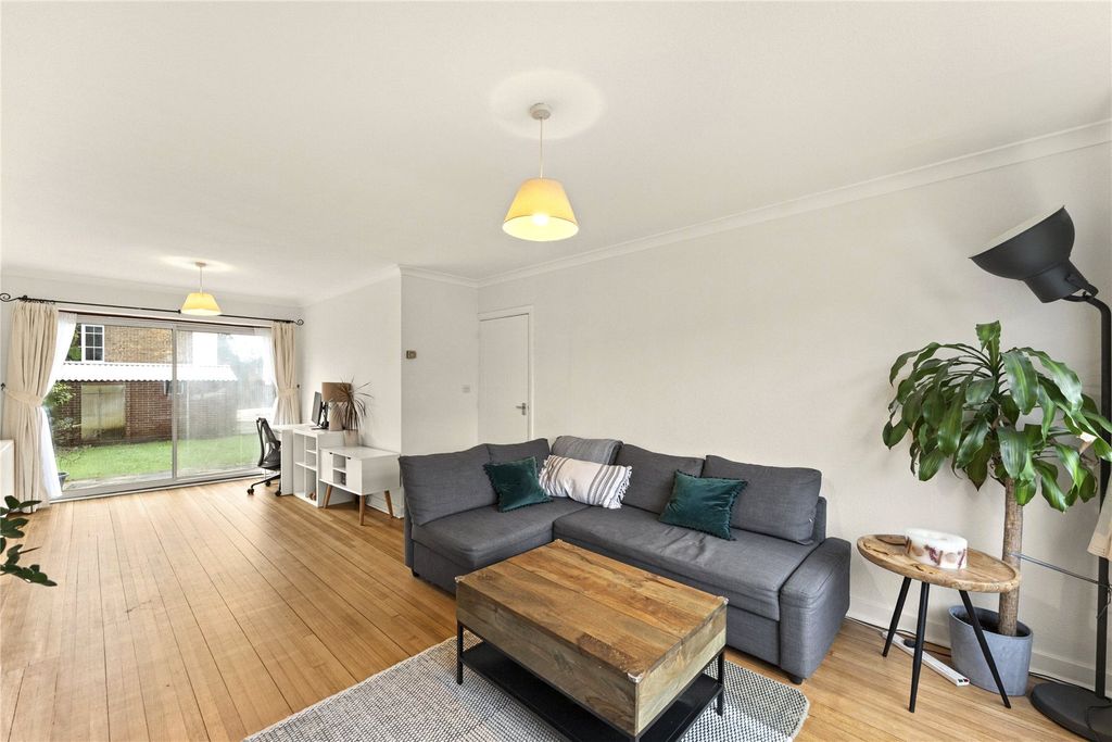 Property photo 2 of 12 Picture No. 02