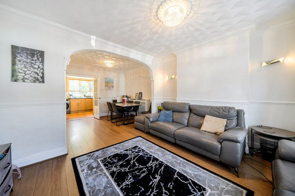 Property photo 2 of 19 1450569-2-69Ea36d...