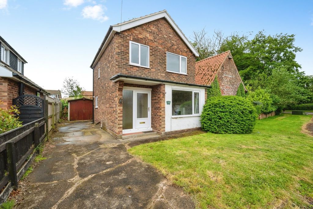 Property photo 1 of 19