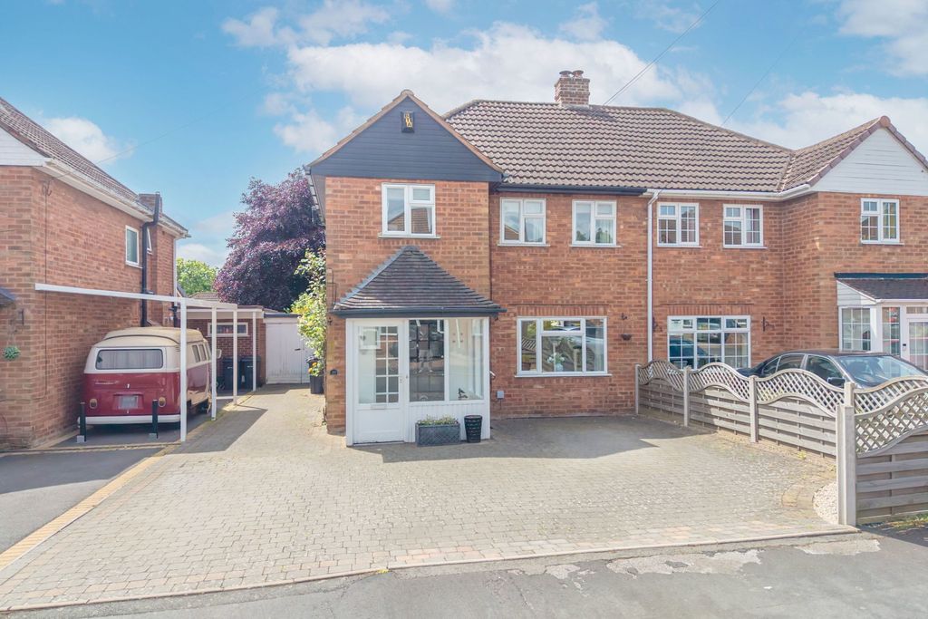 Property photo 1 of 29