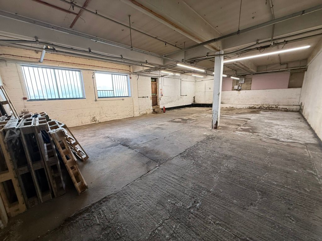 Property photo 2 of 5 Photo 22