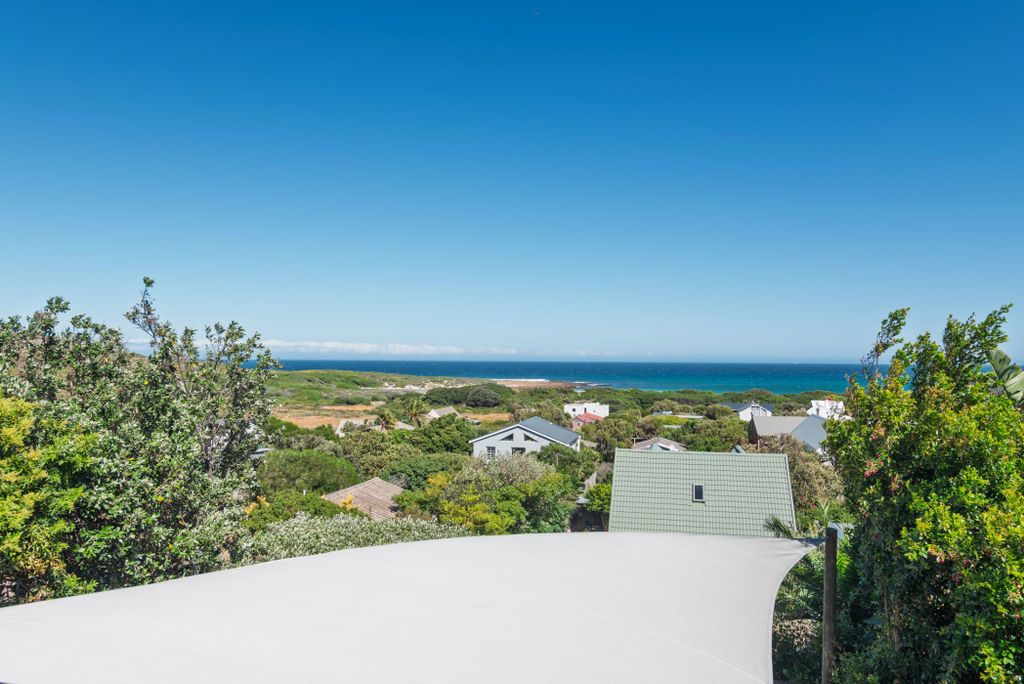 Property photo 2 of 52 Fh1733974