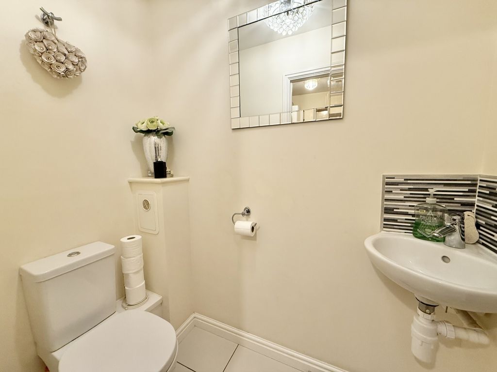 Additional image 18 of 5 bed detached house for saleCresta View, Houghton Le Spring DH5