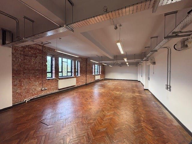 Property photo 2 of 54 Photo 2  21A.Jpg