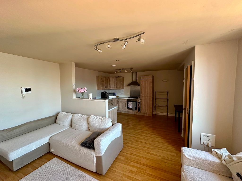 Property photo 2 of 7