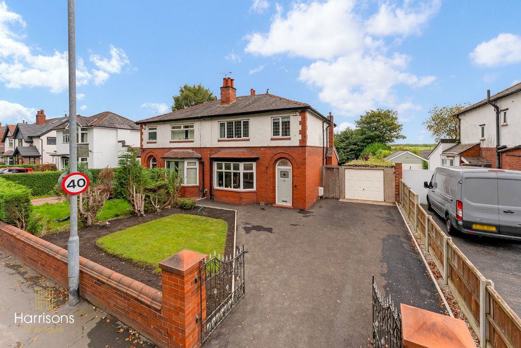 Property photo 1 of 39 4979950