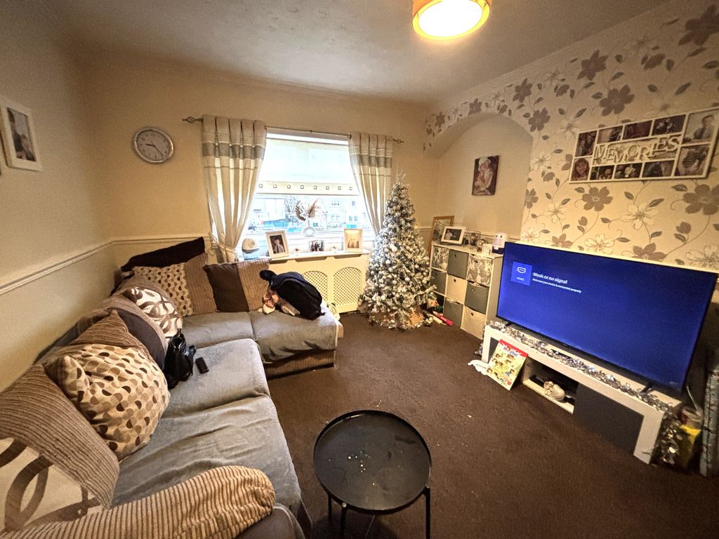 Property photo 2 of 12 2.Jpg